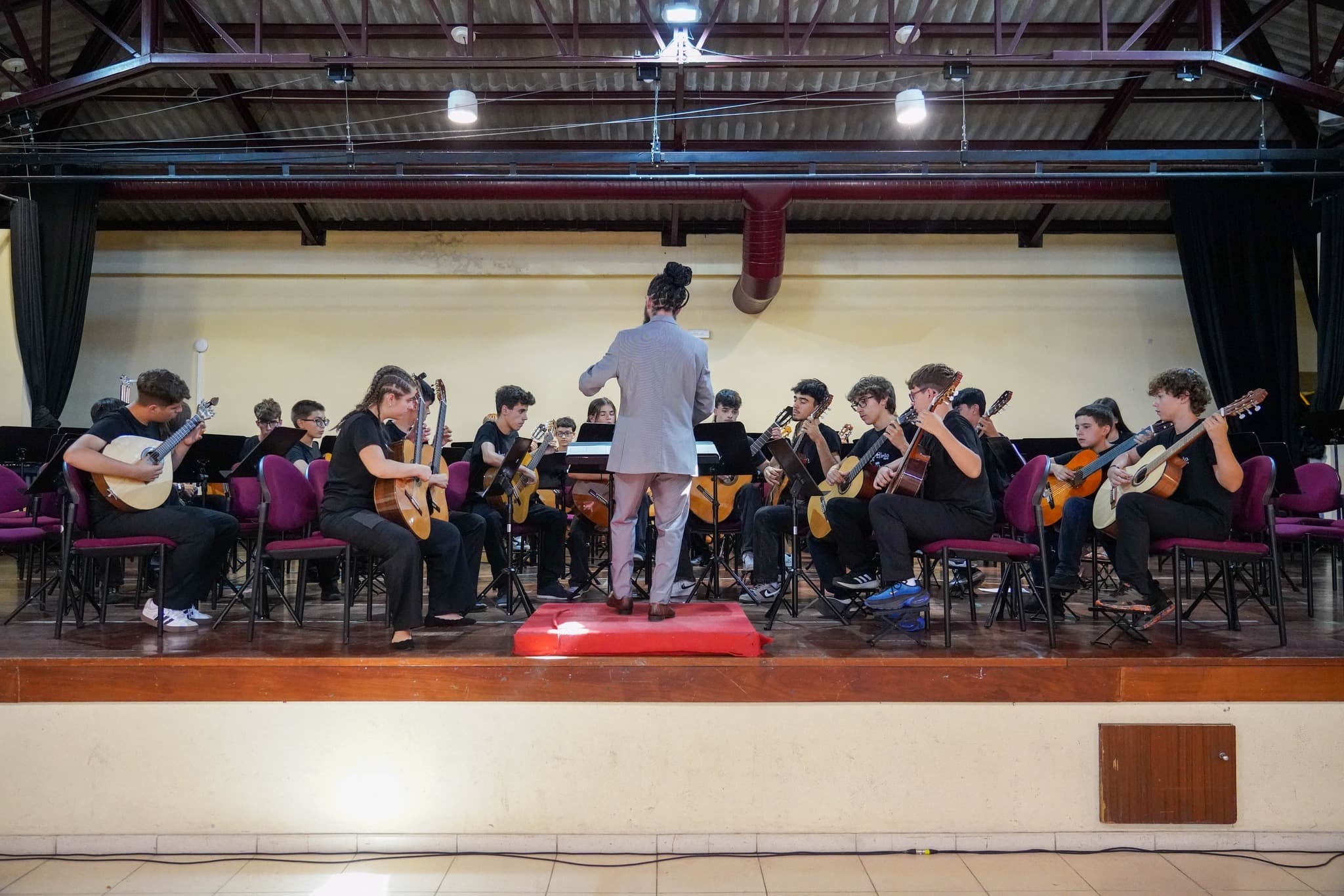Residência Artística de Guitarra